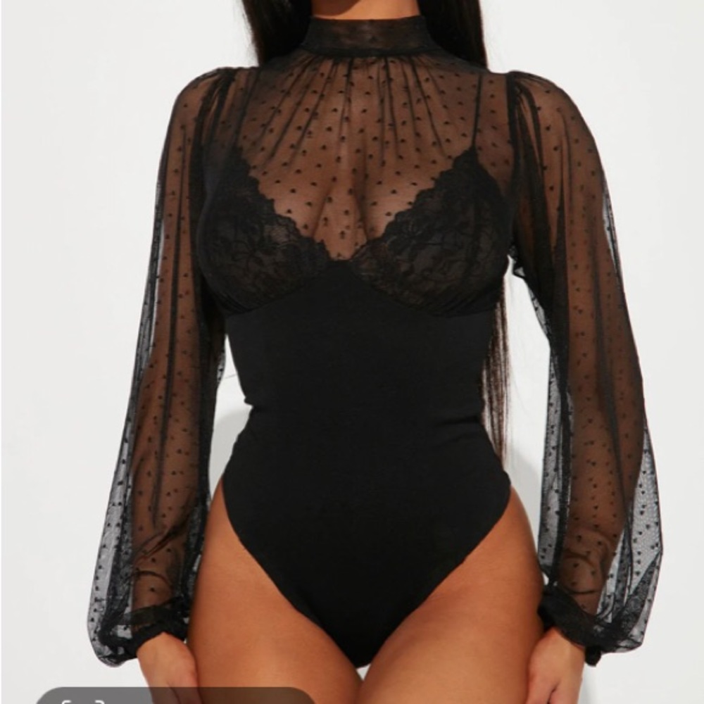 Black bodysuit size (M)